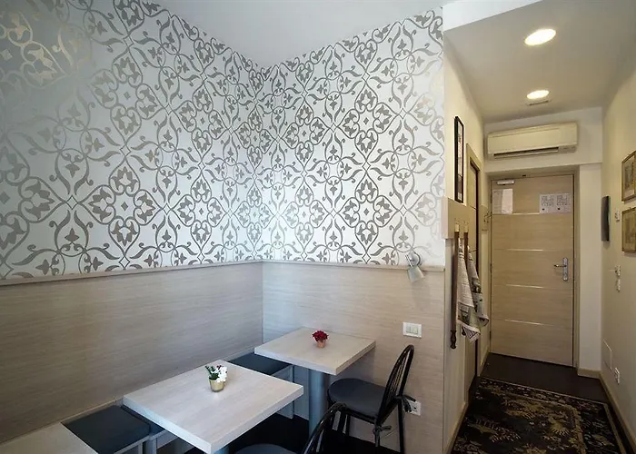 Appia 442 Hotel 3*