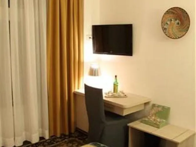 Hotel Appia 442 Roma